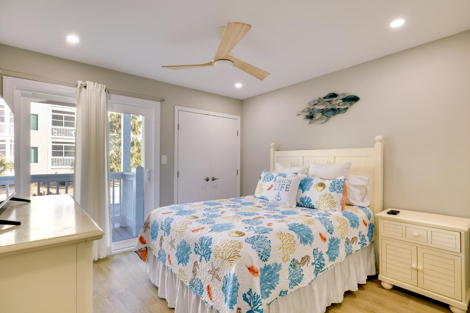 Emerald Isle Condo With Indoor Pool And Beach Access! Ngoại thất bức ảnh