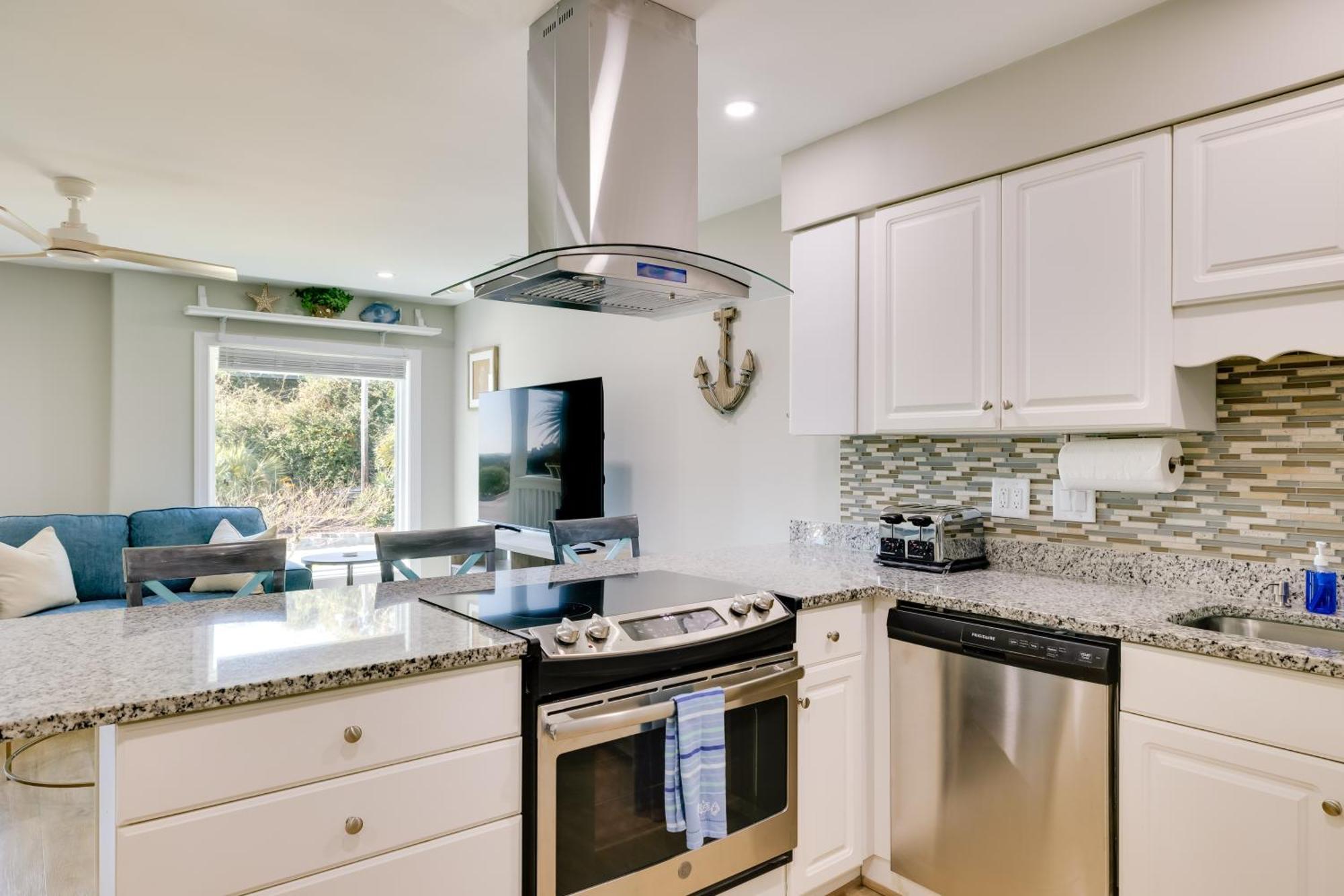 Emerald Isle Condo With Indoor Pool And Beach Access! Ngoại thất bức ảnh